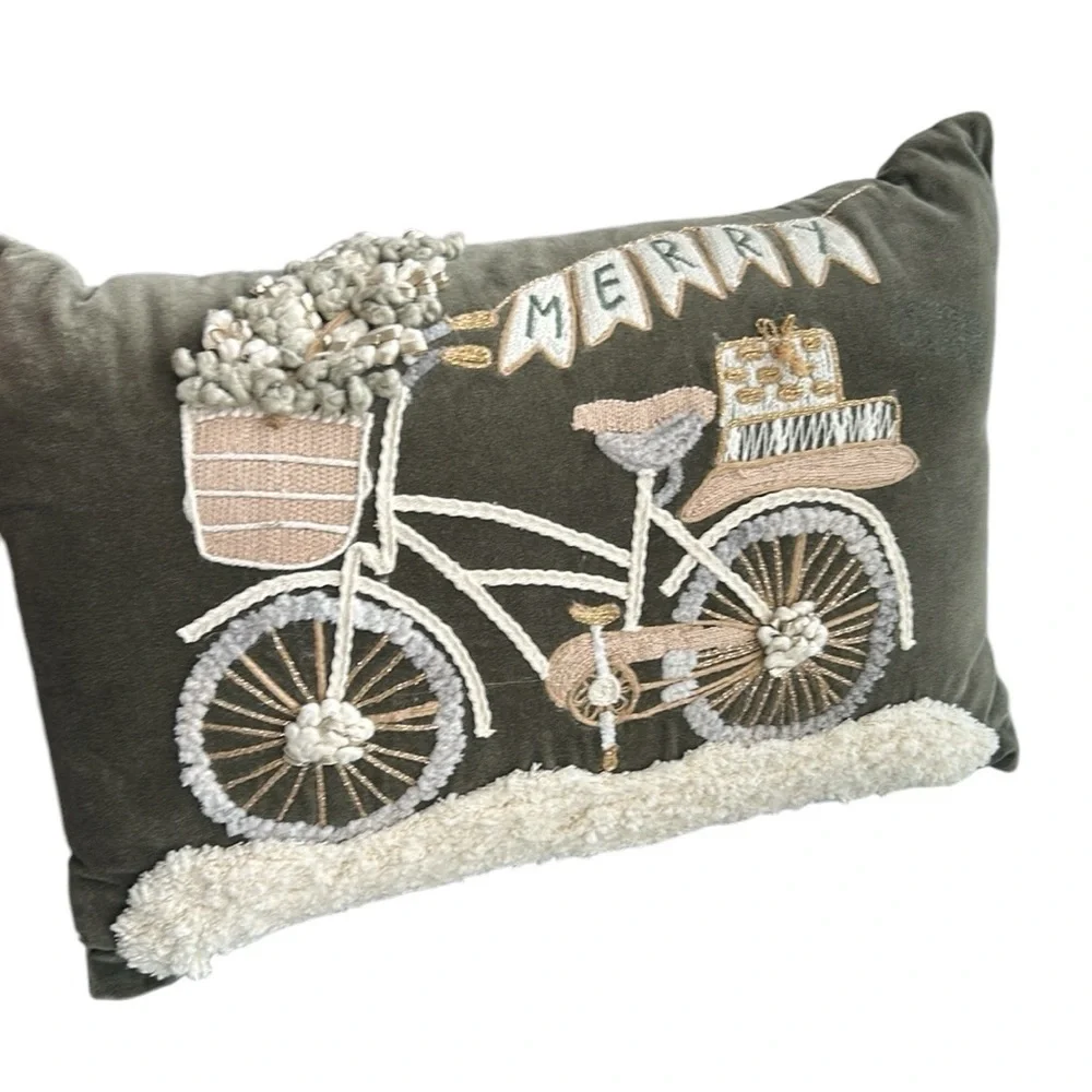 Green Velvet Merry Christmas Embroidered Pillow‎ Gift Bike Metallic Floral